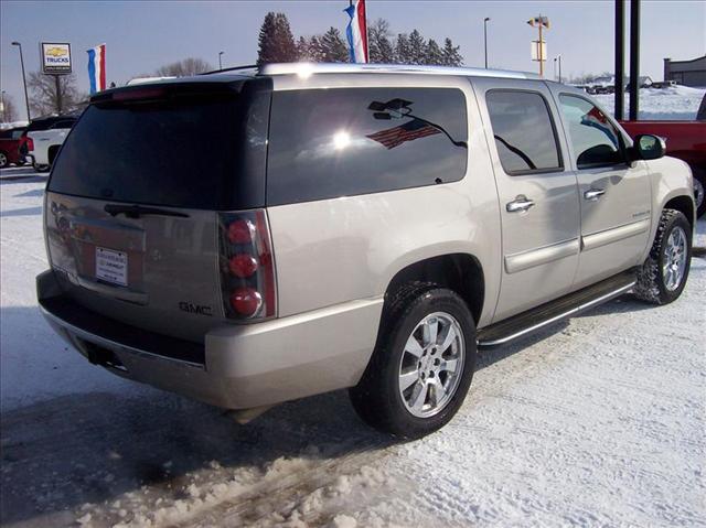 GMC Yukon XL 2007 photo 3