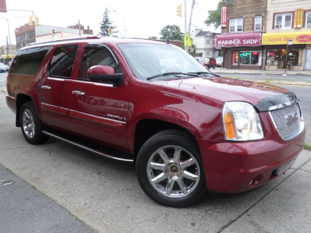 GMC Yukon XL 2007 photo 1