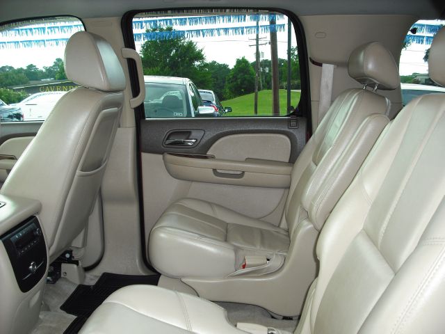 GMC Yukon XL SLT SUV