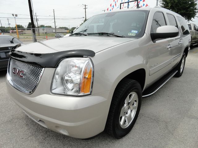 GMC Yukon XL 2007 photo 2