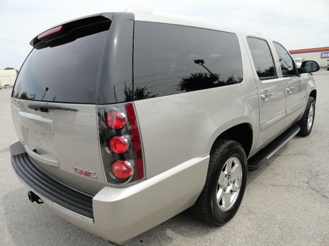 GMC Yukon XL 2007 photo 3