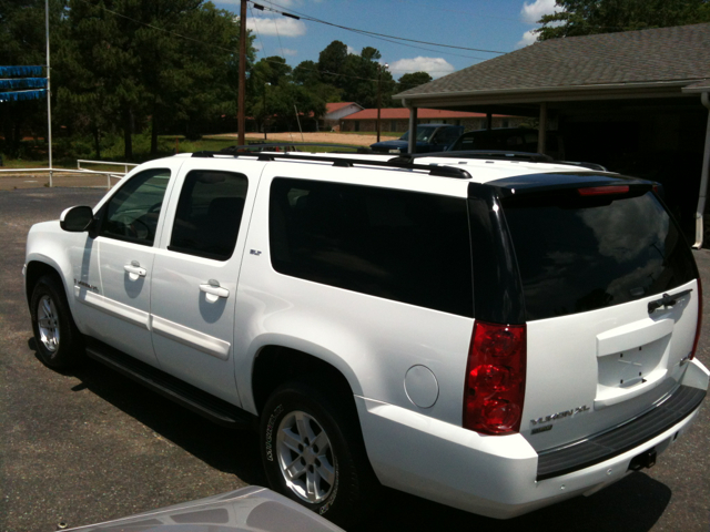 GMC Yukon XL 2007 photo 2