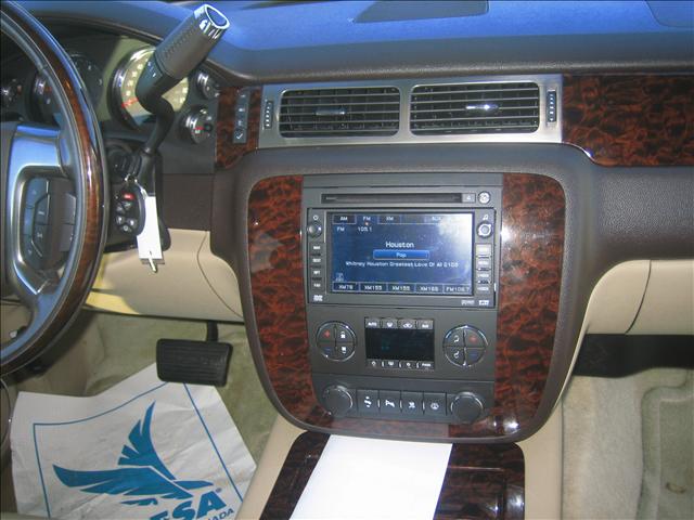 GMC Yukon XL 2007 photo 2