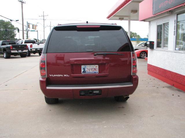 GMC Yukon XL 2007 photo 9