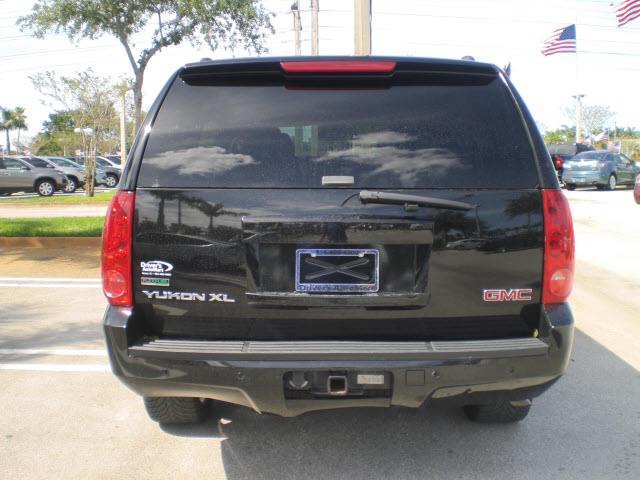 GMC Yukon XL 2007 photo 1