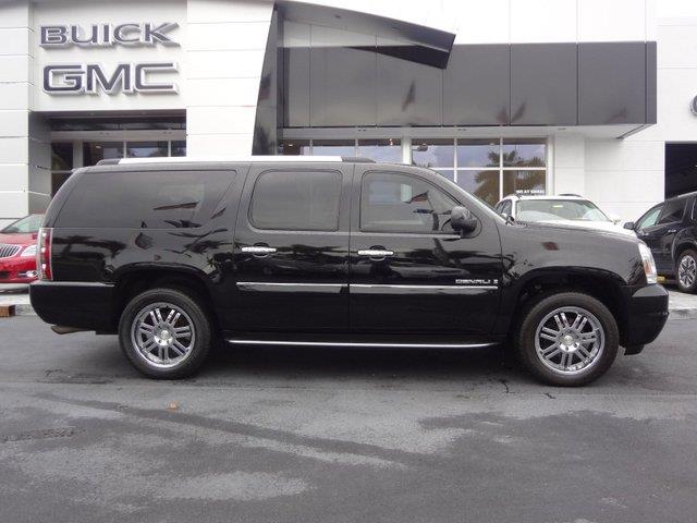 GMC Yukon XL 2007 photo 3