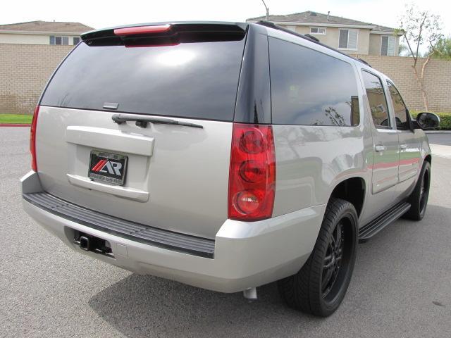 GMC Yukon XL 2007 photo 3