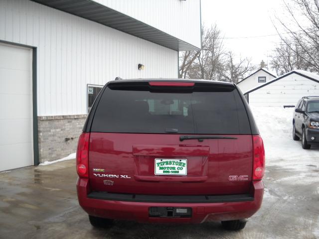 GMC Yukon XL 2007 photo 4