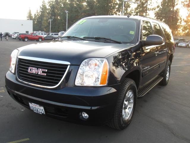 GMC Yukon XL 2007 photo 3