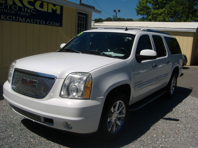 GMC Yukon XL 2007 photo 13