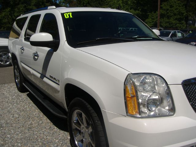 GMC Yukon XL 2007 photo 19