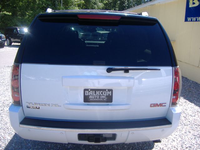 GMC Yukon XL 2007 photo 24