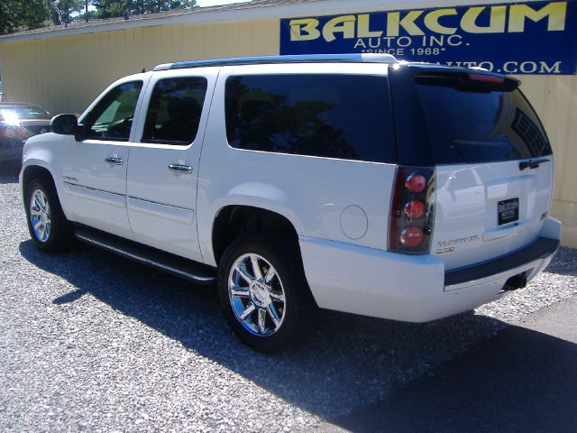 GMC Yukon XL 2007 photo 25