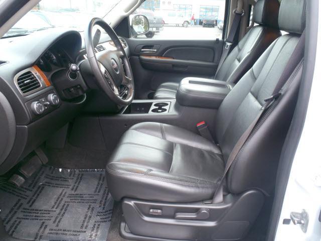 GMC Yukon XL 2007 photo 1