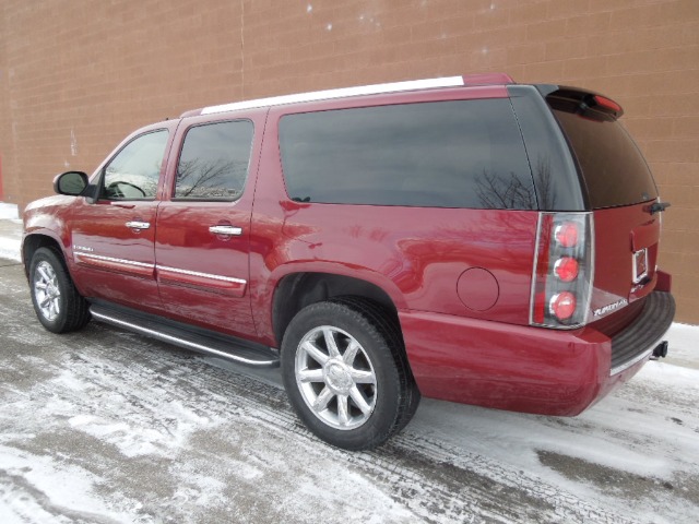 GMC Yukon XL 2007 photo 1