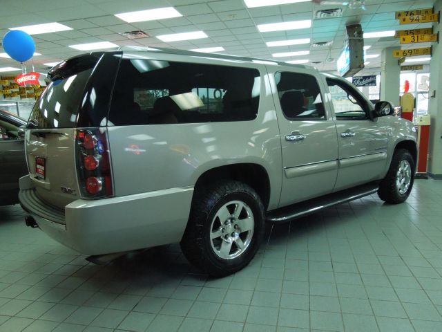 GMC Yukon XL 2007 photo 28