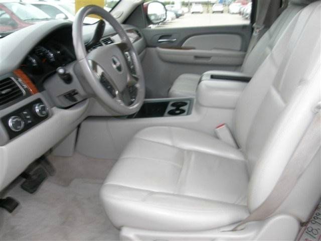 GMC Yukon XL 2007 photo 2