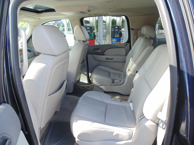 GMC Yukon XL 2007 photo 2