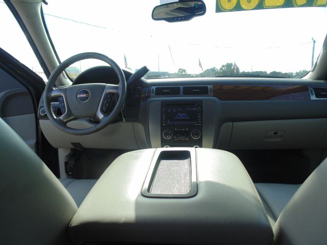 GMC Yukon XL 2007 photo 3