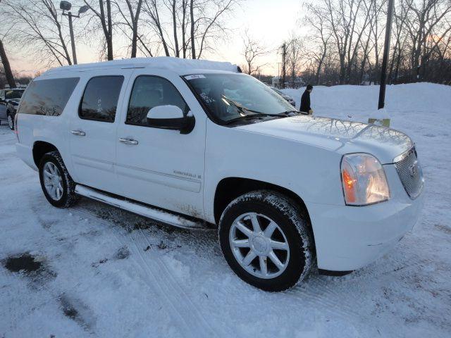 GMC Yukon XL 2007 photo 2