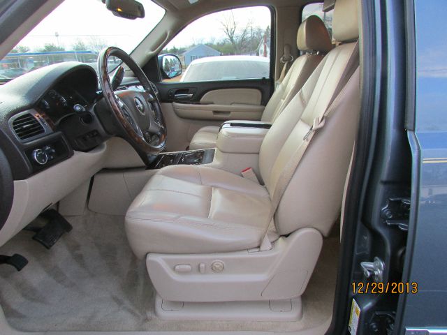 GMC Yukon XL 2008 photo 1