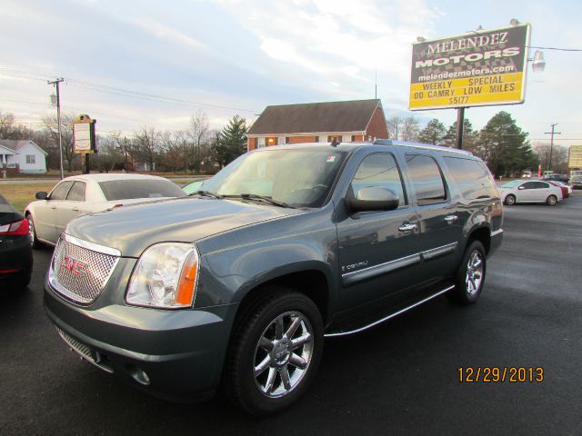 GMC Yukon XL 2008 photo 4