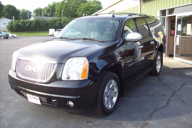 GMC Yukon XL 2008 photo 3