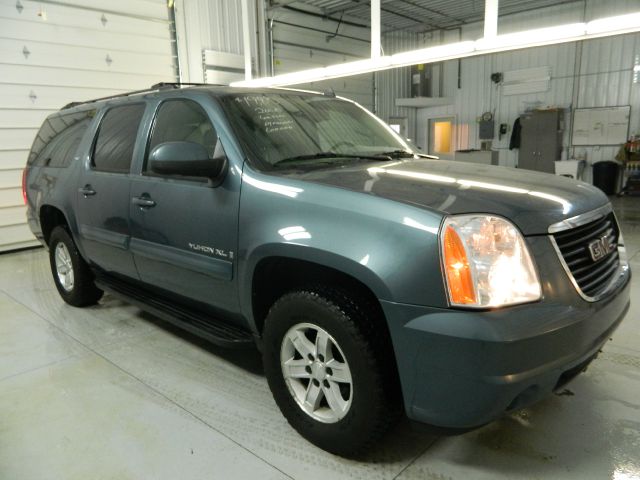 GMC Yukon XL 2008 photo 1