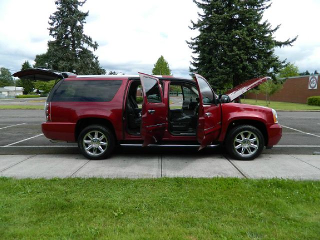 GMC Yukon XL 2008 photo 6