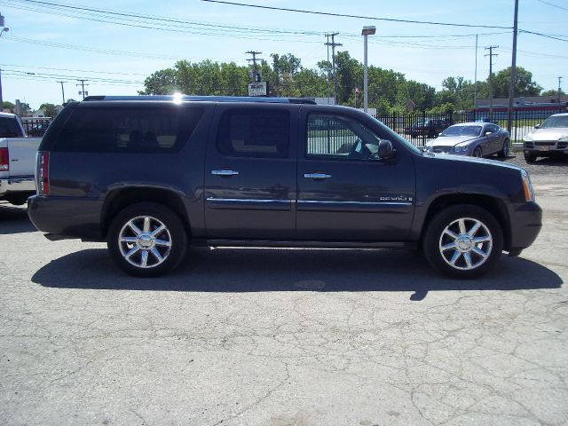 GMC Yukon XL 2008 photo 38