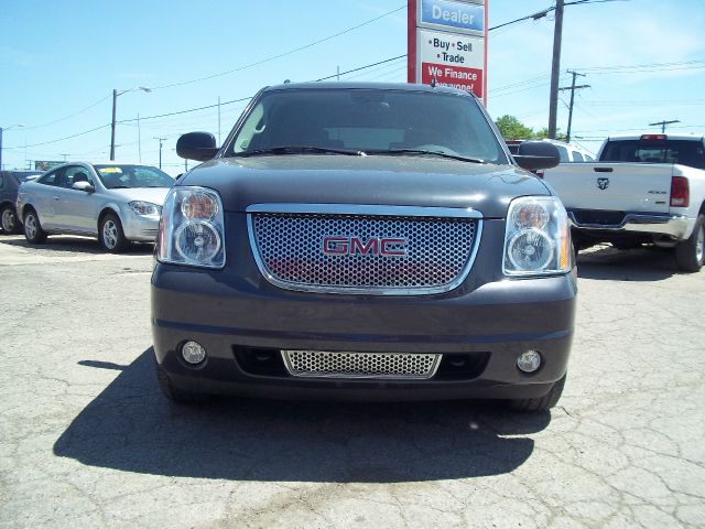 GMC Yukon XL 2008 photo 4