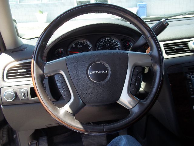 GMC Yukon XL 2008 photo 42