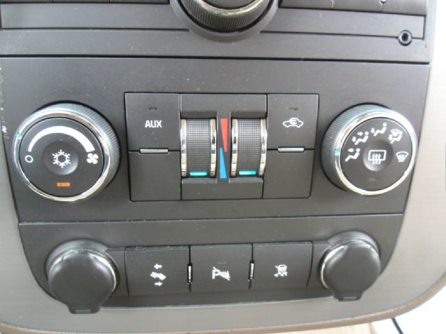 GMC Yukon XL 2008 photo 14