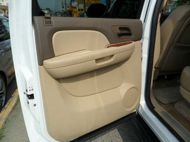 GMC Yukon XL 2008 photo 32