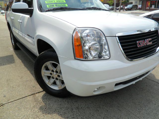 GMC Yukon XL 2008 photo 44