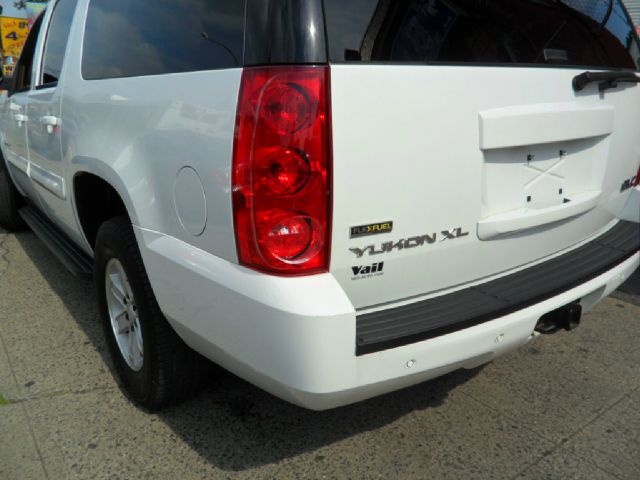 GMC Yukon XL 2008 photo 45