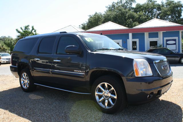 GMC Yukon XL 2008 photo 3