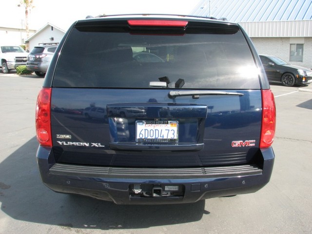 GMC Yukon XL 2008 photo 4