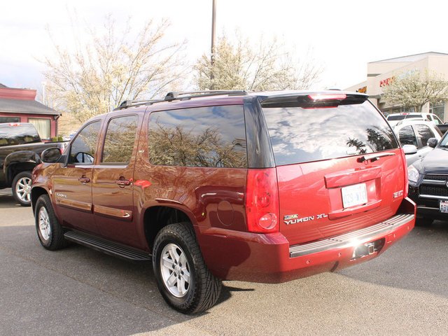 GMC Yukon XL 2008 photo 3