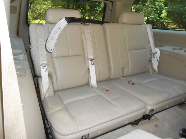 GMC Yukon XL 2008 photo 13