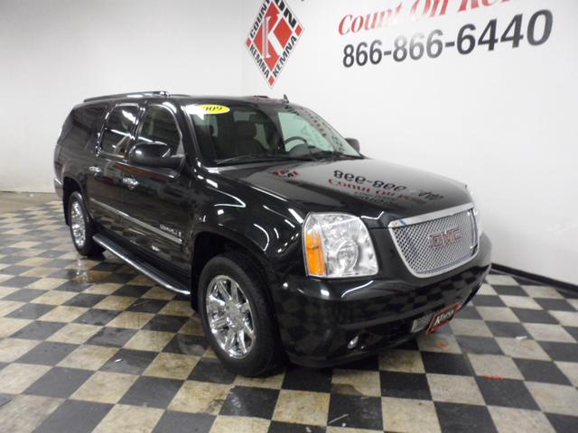 GMC Yukon XL 2009 photo 3