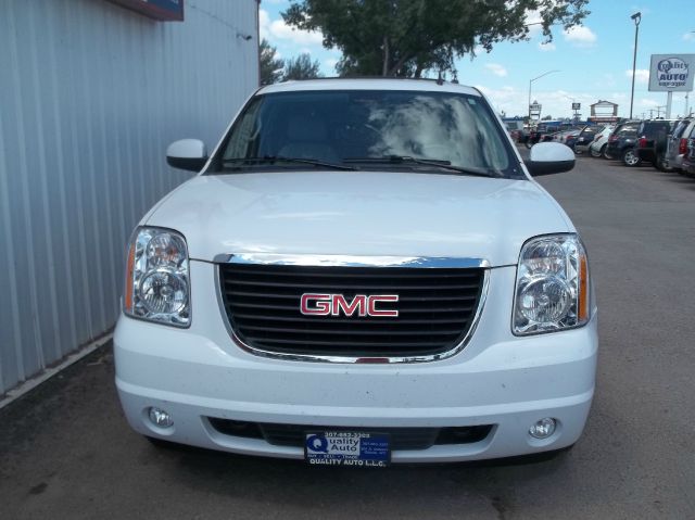 GMC Yukon XL 2009 photo 4