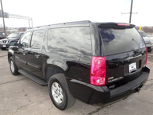 GMC Yukon XL 2009 photo 5