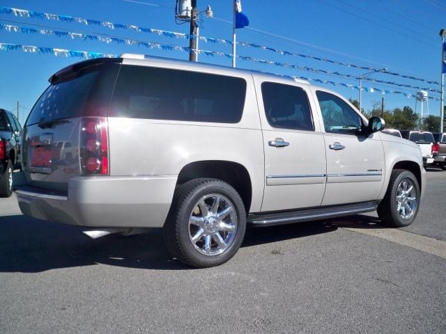 GMC Yukon XL 2009 photo 5