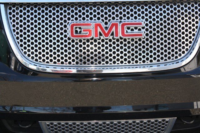 GMC Yukon XL 2009 photo 4