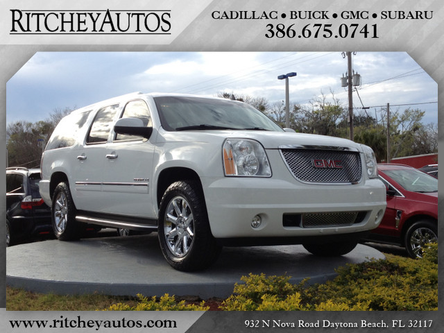 GMC Yukon XL 2009 photo 2