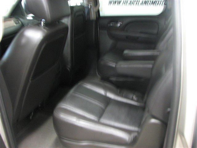 GMC Yukon XL 2009 photo 3