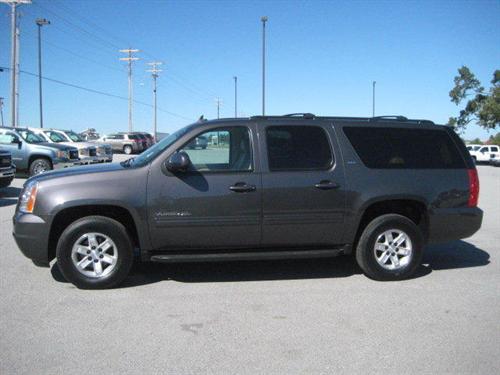 GMC Yukon XL 2010 photo 1