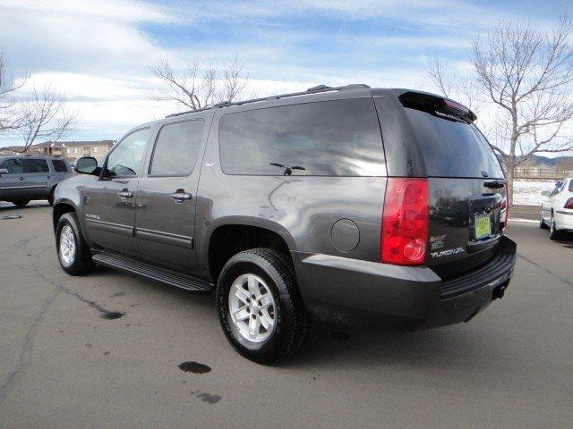 GMC Yukon XL 2010 photo 3