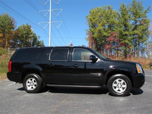 GMC Yukon XL 2010 photo 3